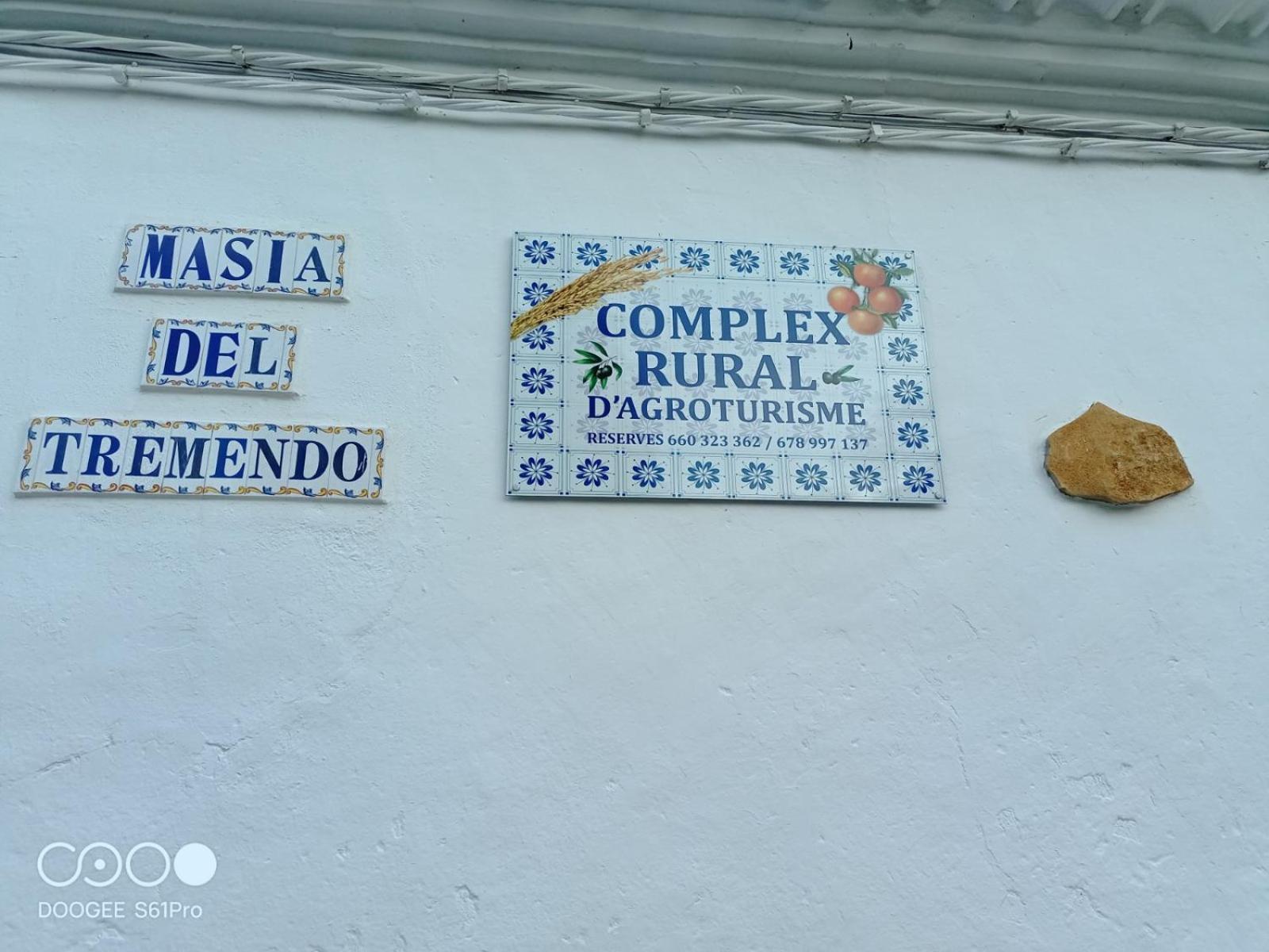 Casa Rural Complex Masia Del Tremendo Y Agroturismo Camarles 외부 사진